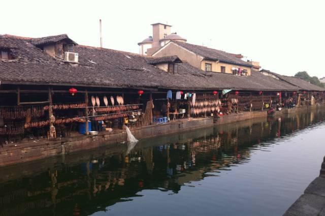 同样是演高中生，把杨紫、赵露思、张佳宁放一起看，差距一目了然
